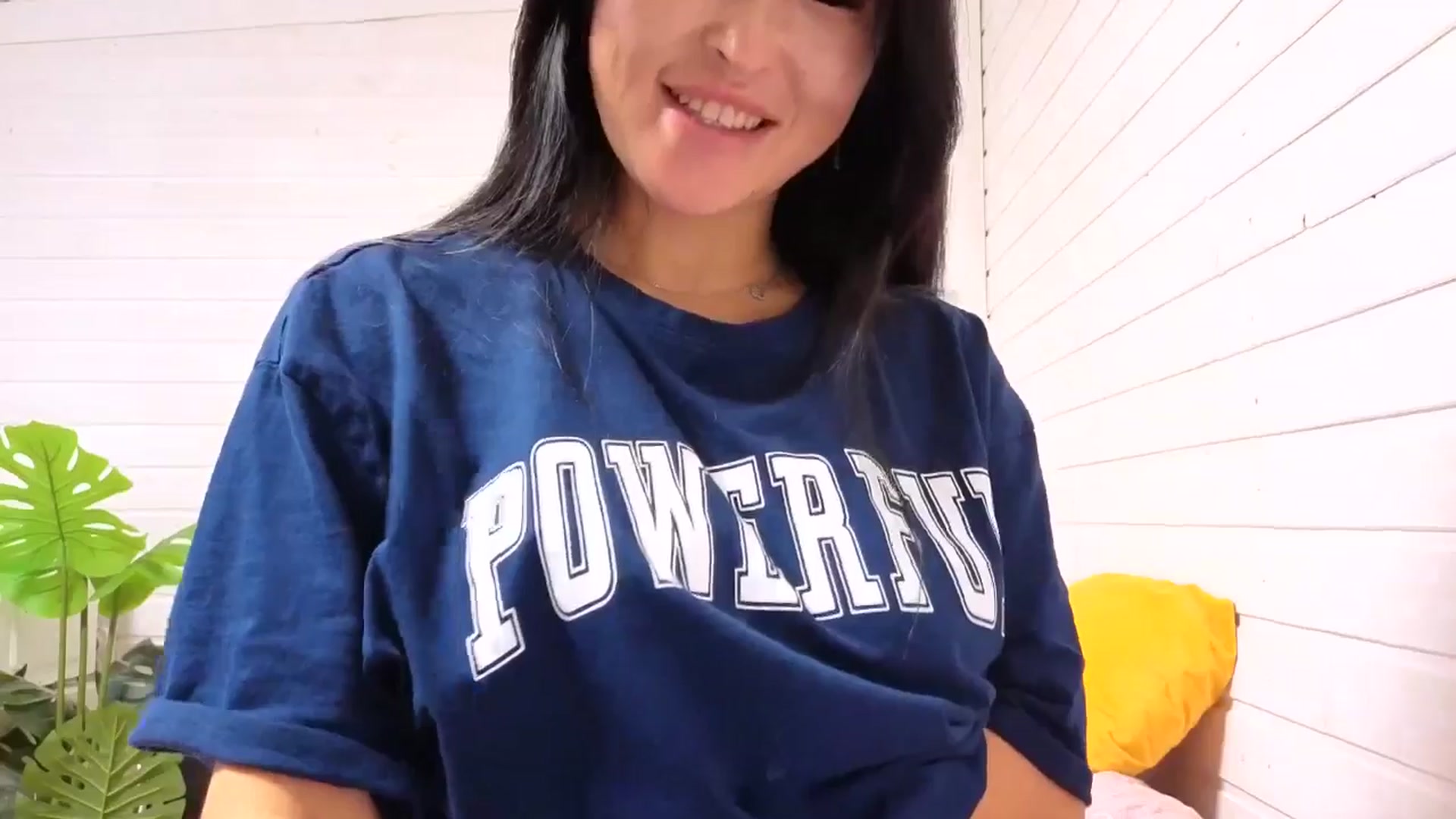 KissableAsian video thumbnail