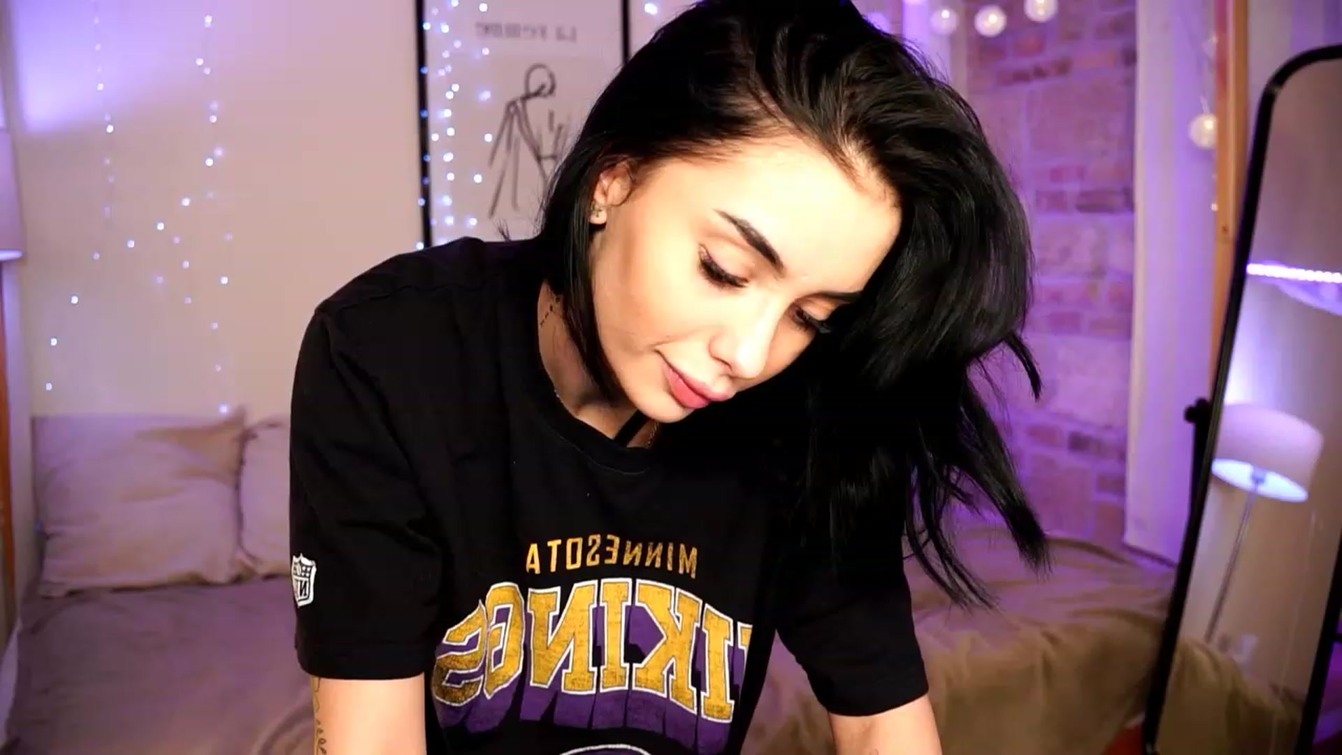 Naomii18 video thumbnail