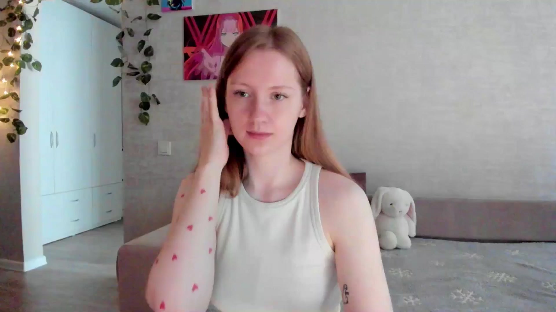 mnialice video thumbnail