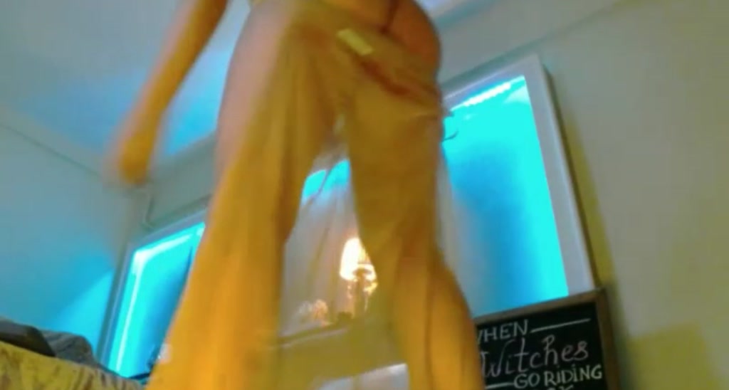 LaSeductrice video thumbnail