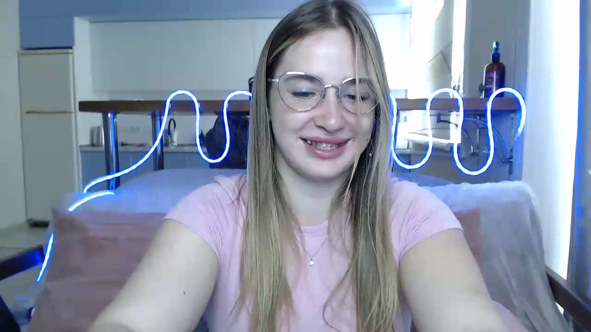 Alaya_Wink video thumbnail