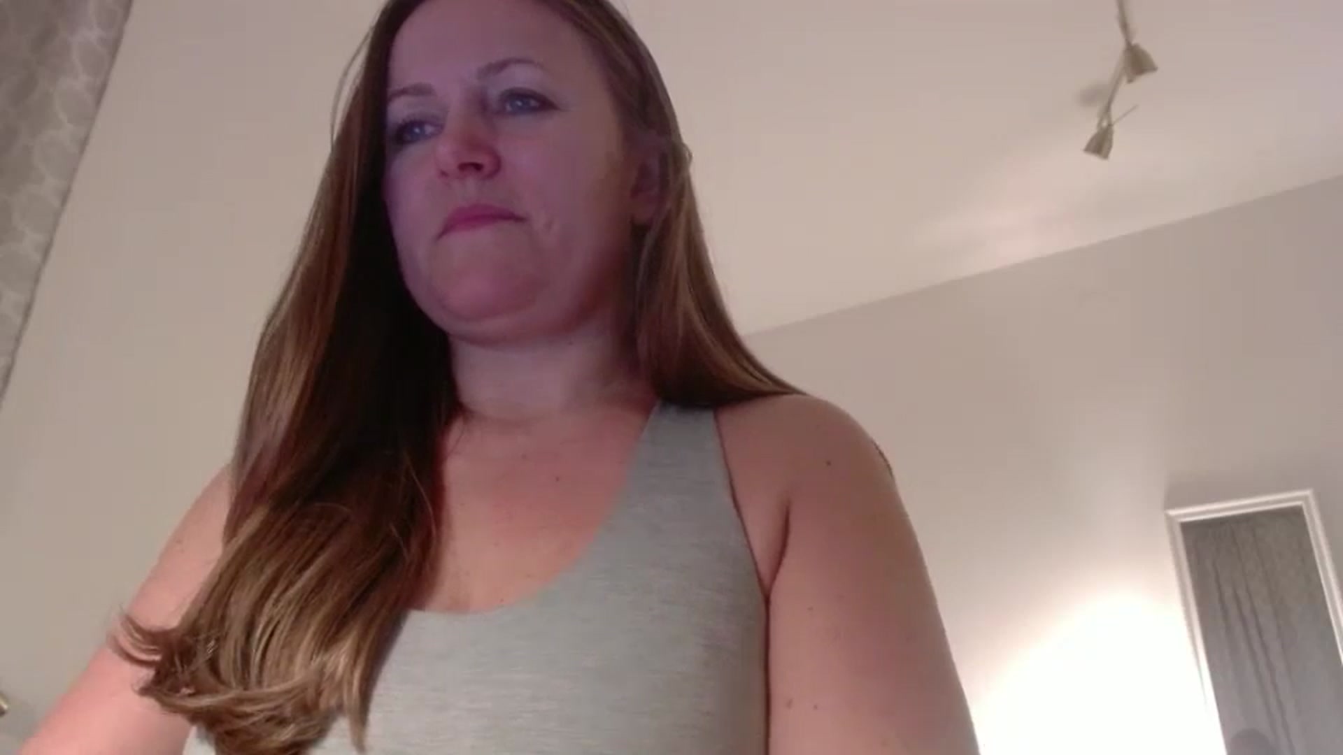 JustLily video thumbnail