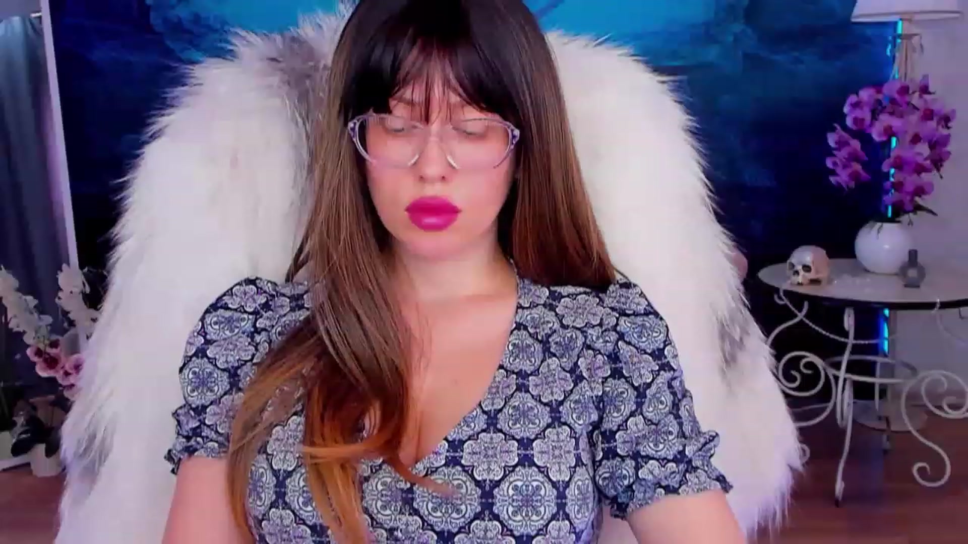 YourGodessDi video thumbnail