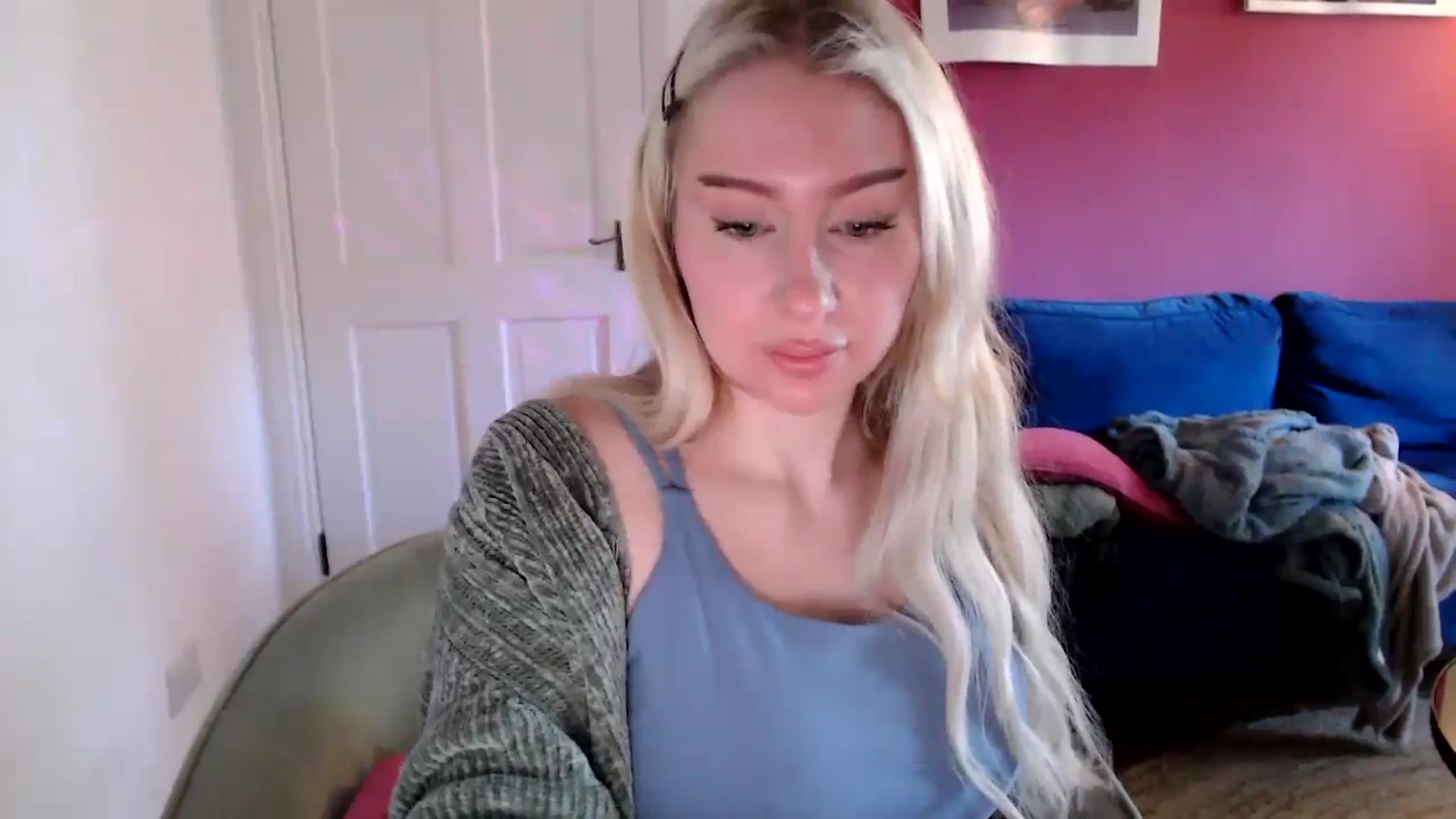 PetiteAvax video thumbnail