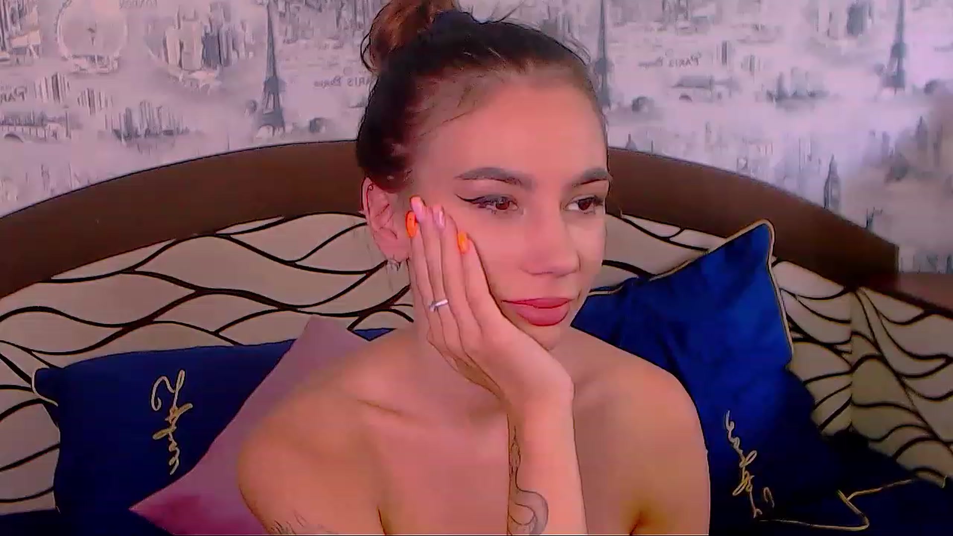 SelenaLo video thumbnail