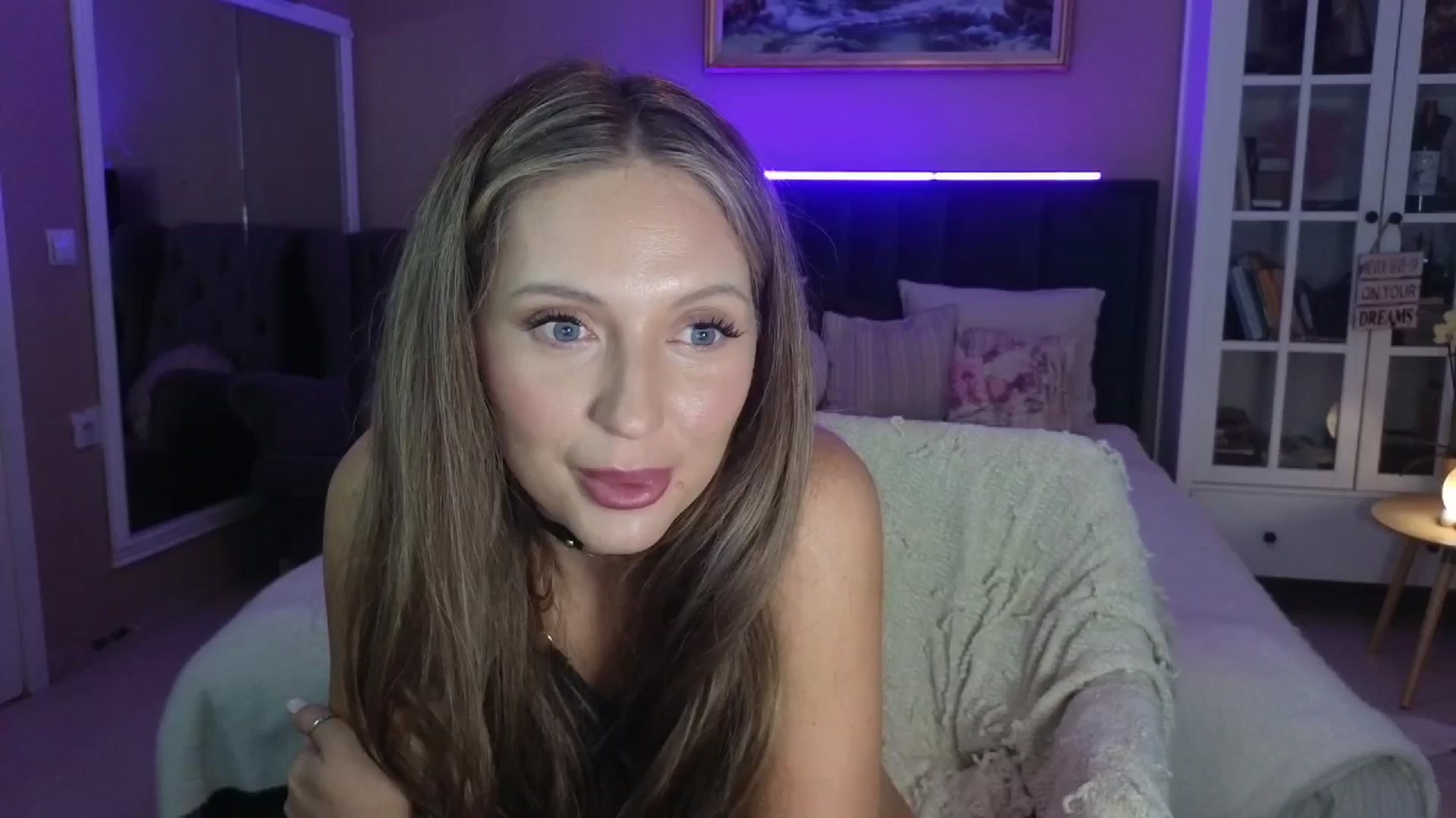 JoanneXOXO video thumbnail