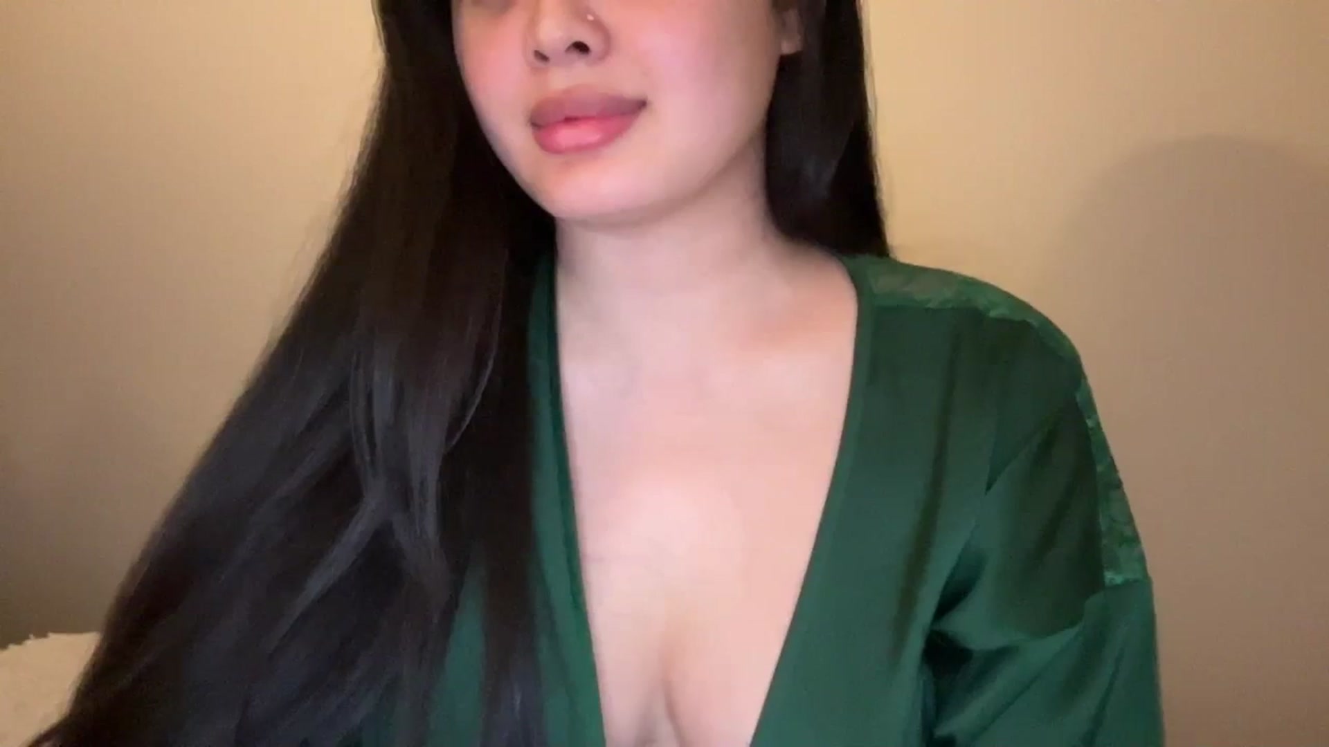MsAkira video thumbnail