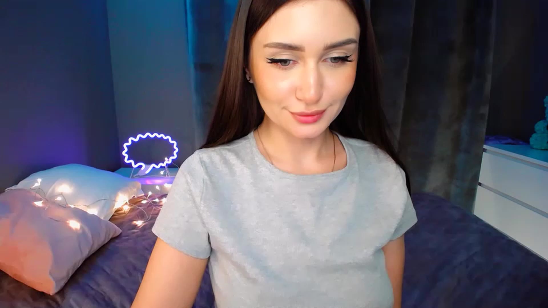 DollGlamourr video thumbnail