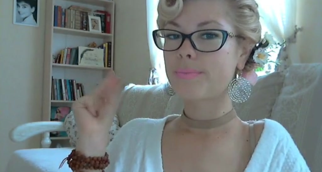 MissDelicia video thumbnail