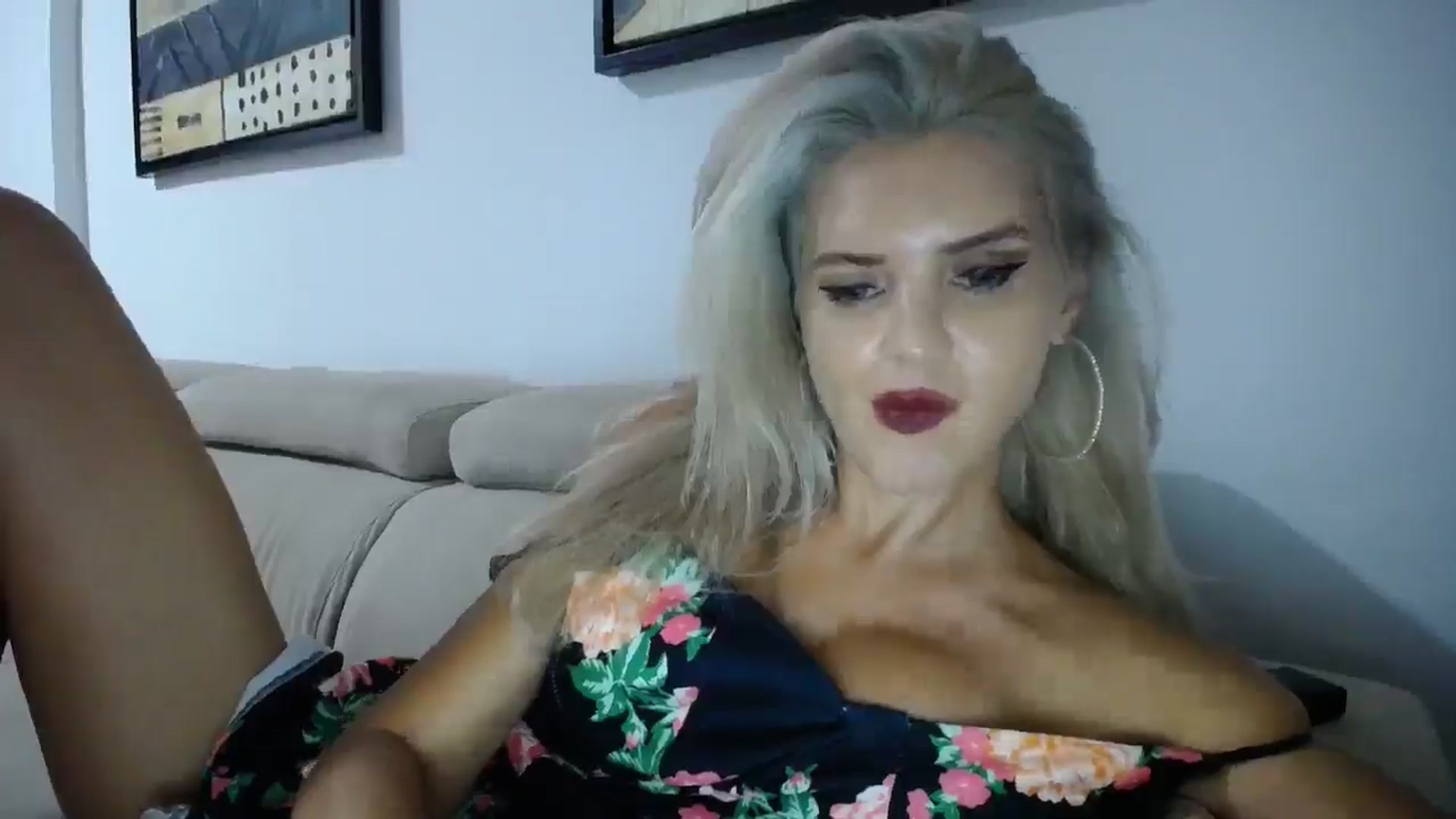 Blondita video thumbnail