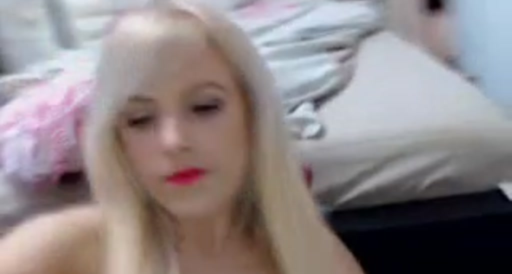 AwesomeBlonde video thumbnail