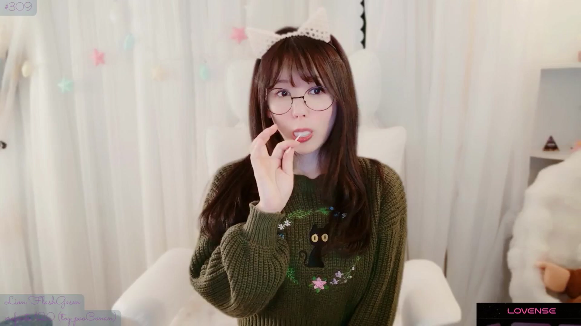 meowtheworld video thumbnail