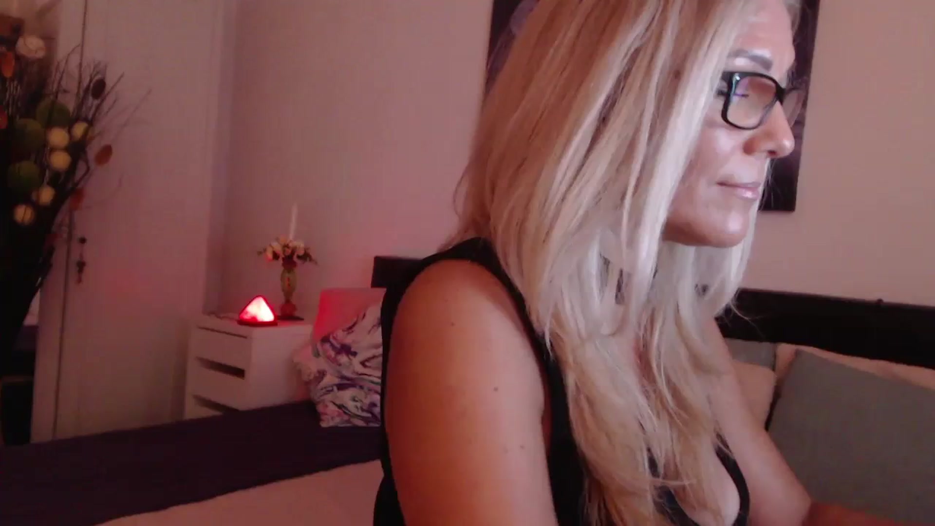 Reeya71 video thumbnail