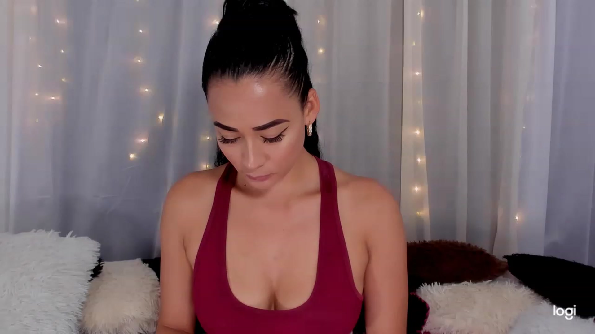 Renata_gomez video thumbnail