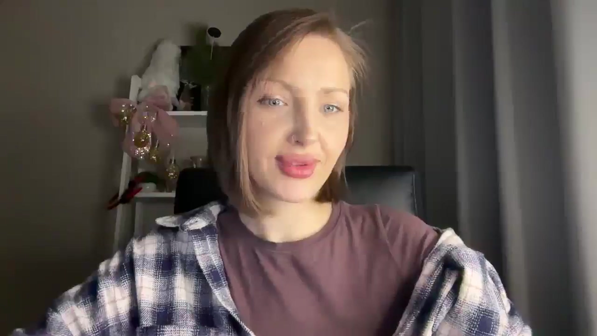 Di_Pearl video thumbnail