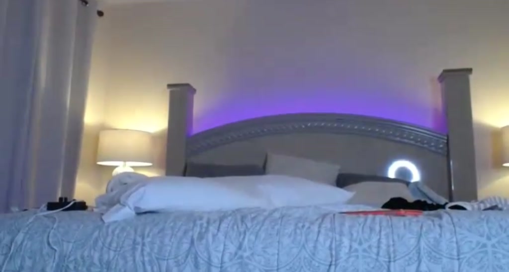 MiNNiE_B00M video thumbnail