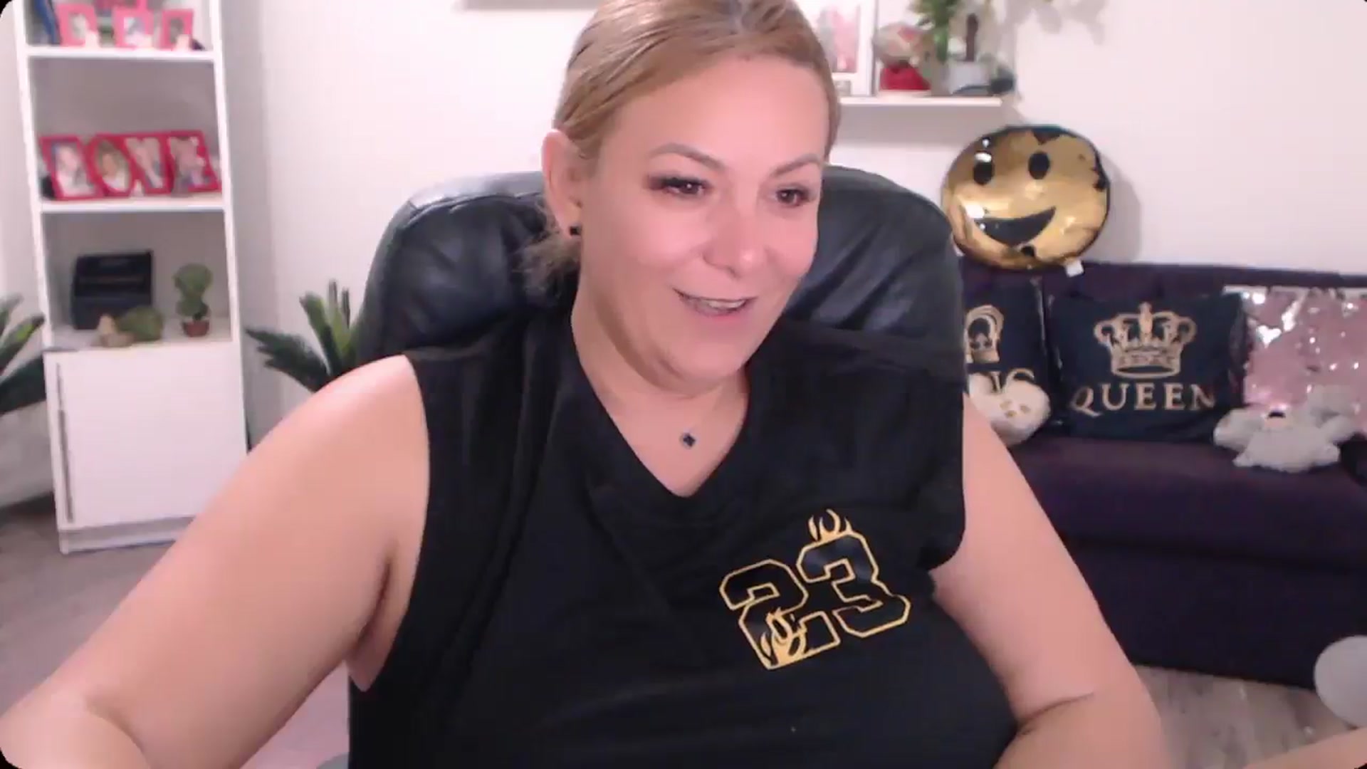 A_baby_Boo video thumbnail