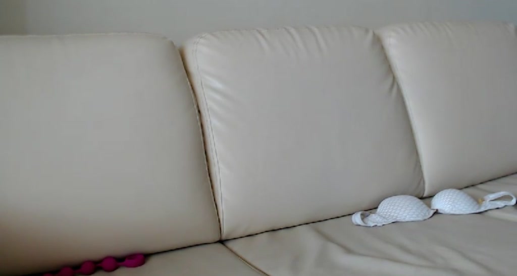 queenleyllax video thumbnail