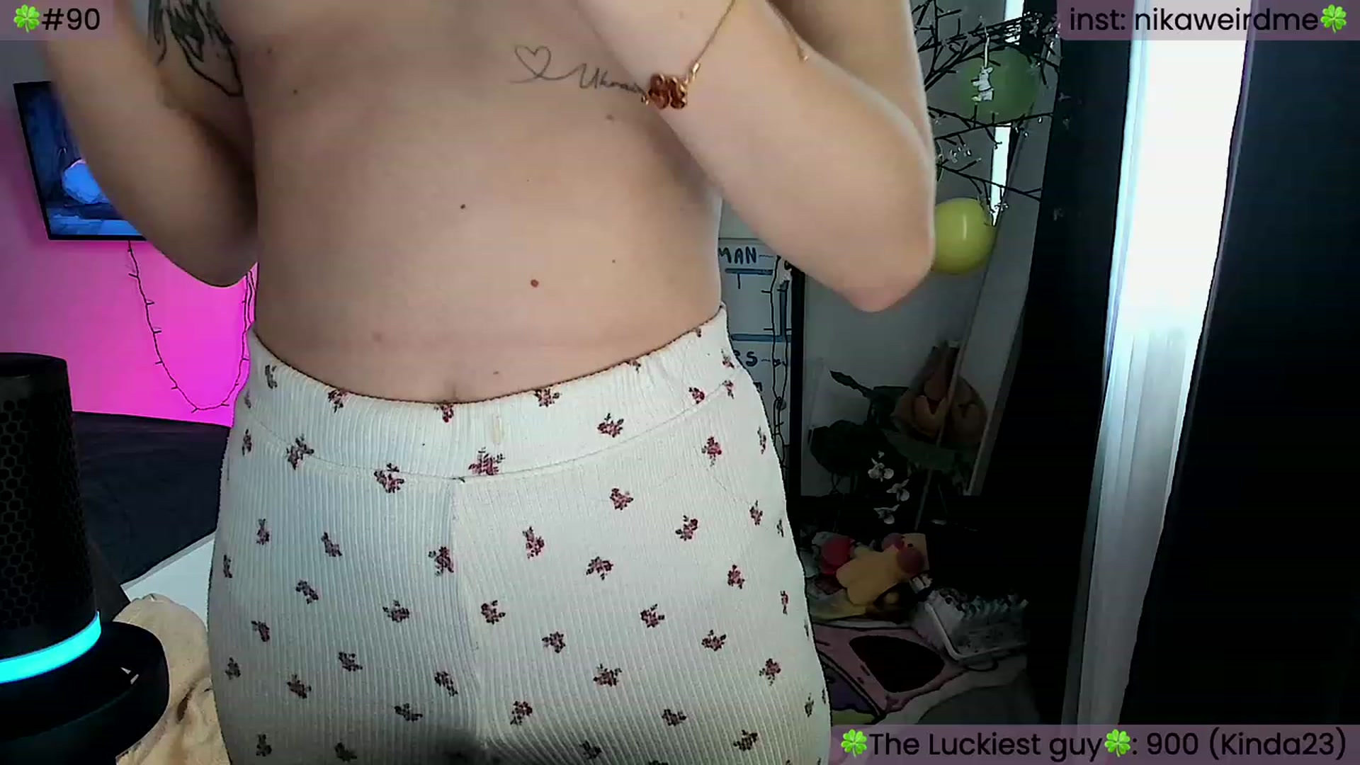 WeirdMe video thumbnail