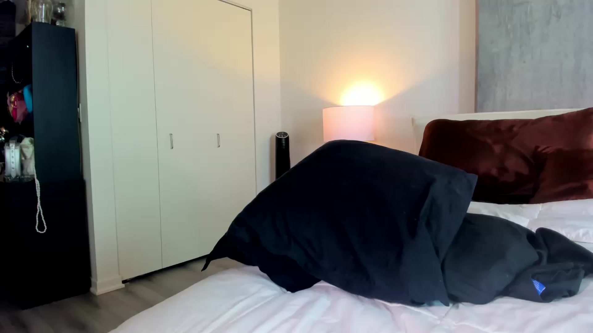 thewolfof_MFC video thumbnail