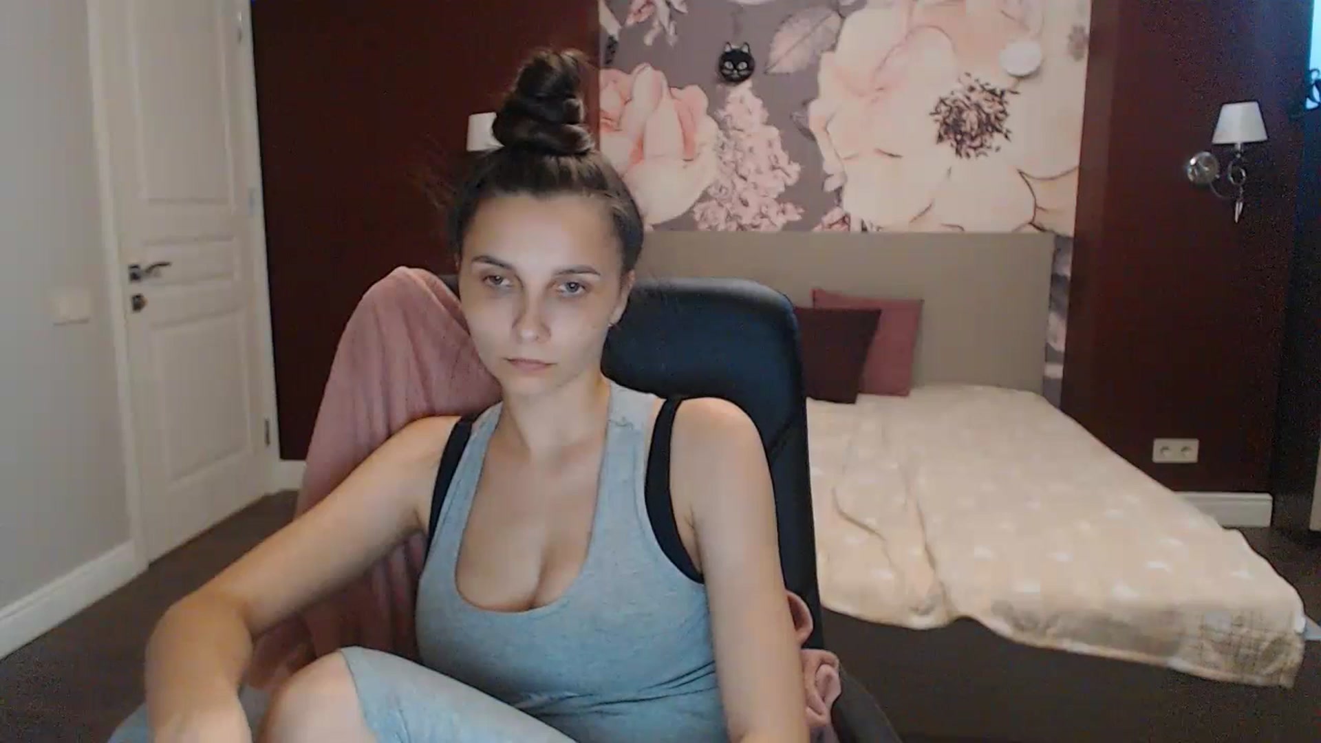 Karina_Mils video thumbnail