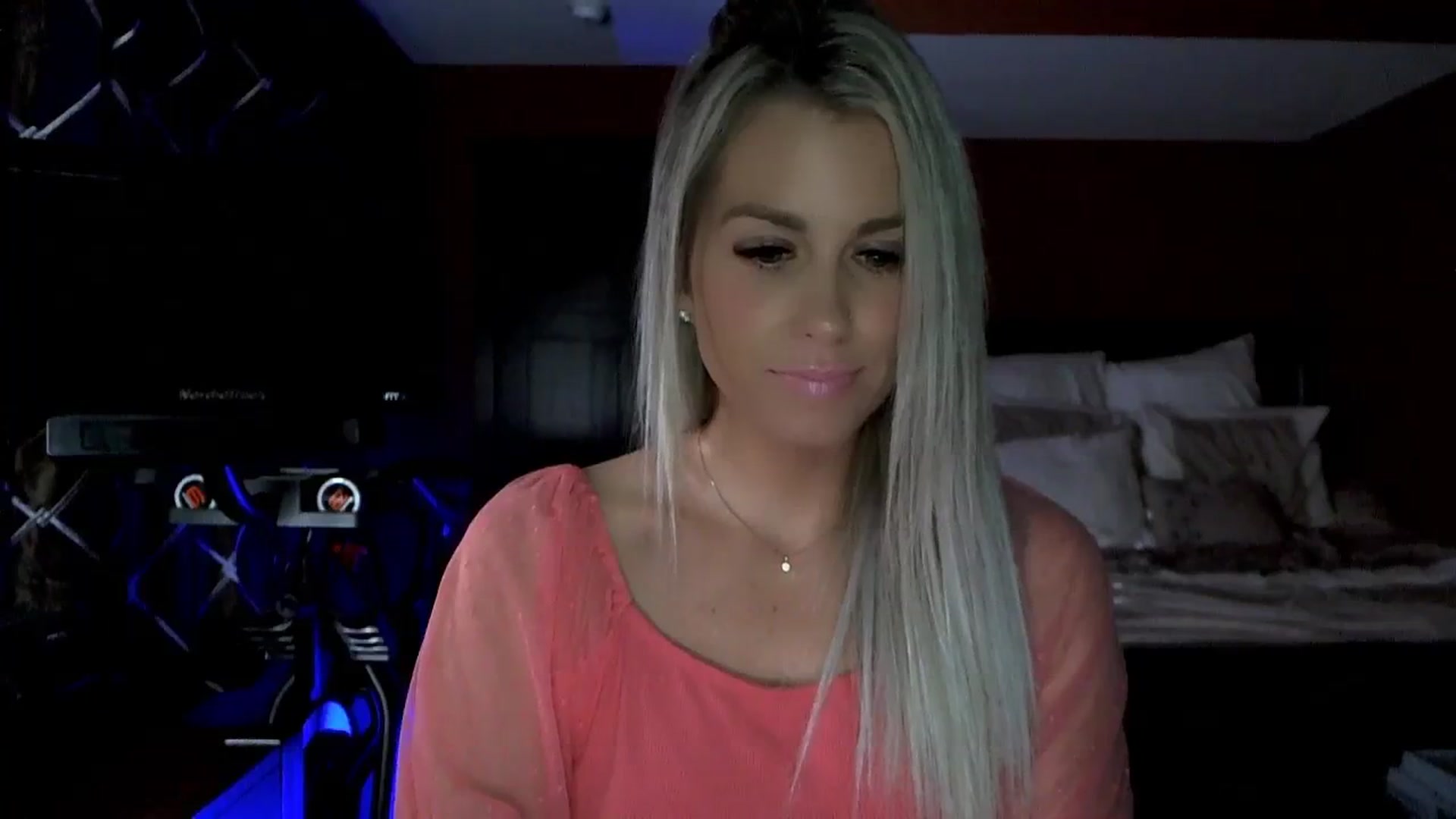 Cora9 video thumbnail