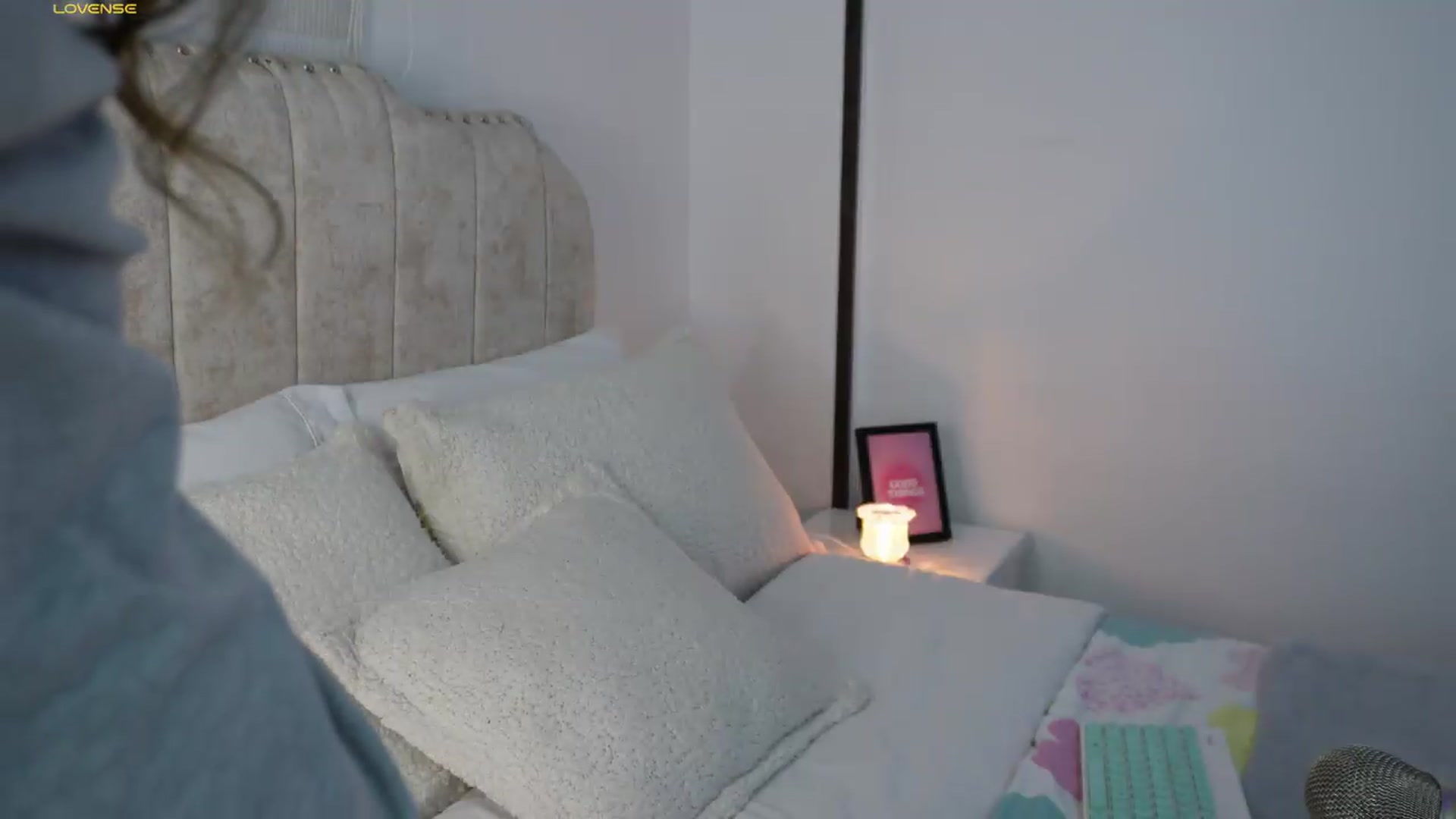 MelBliss video thumbnail