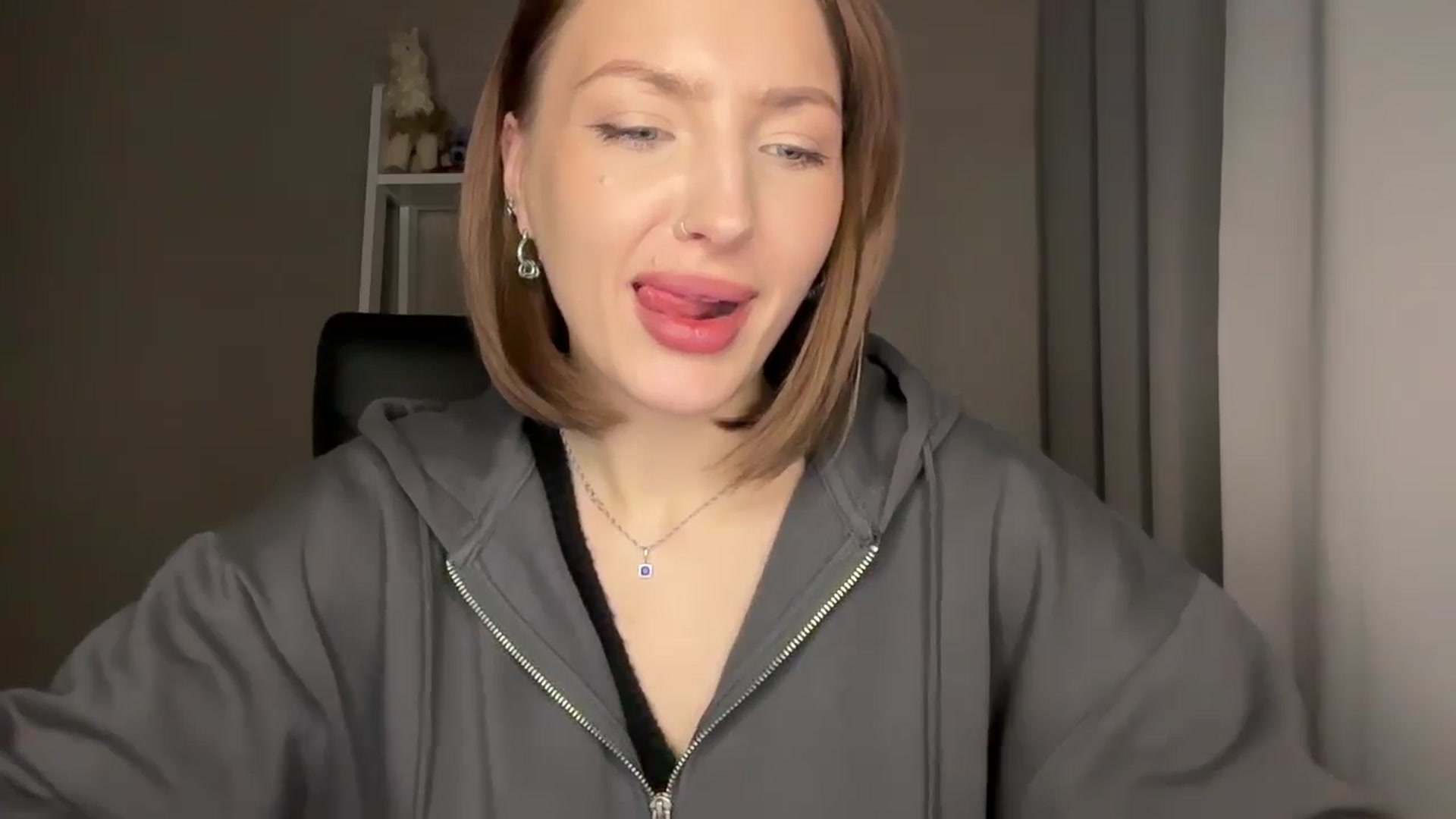 Di_Pearl video thumbnail