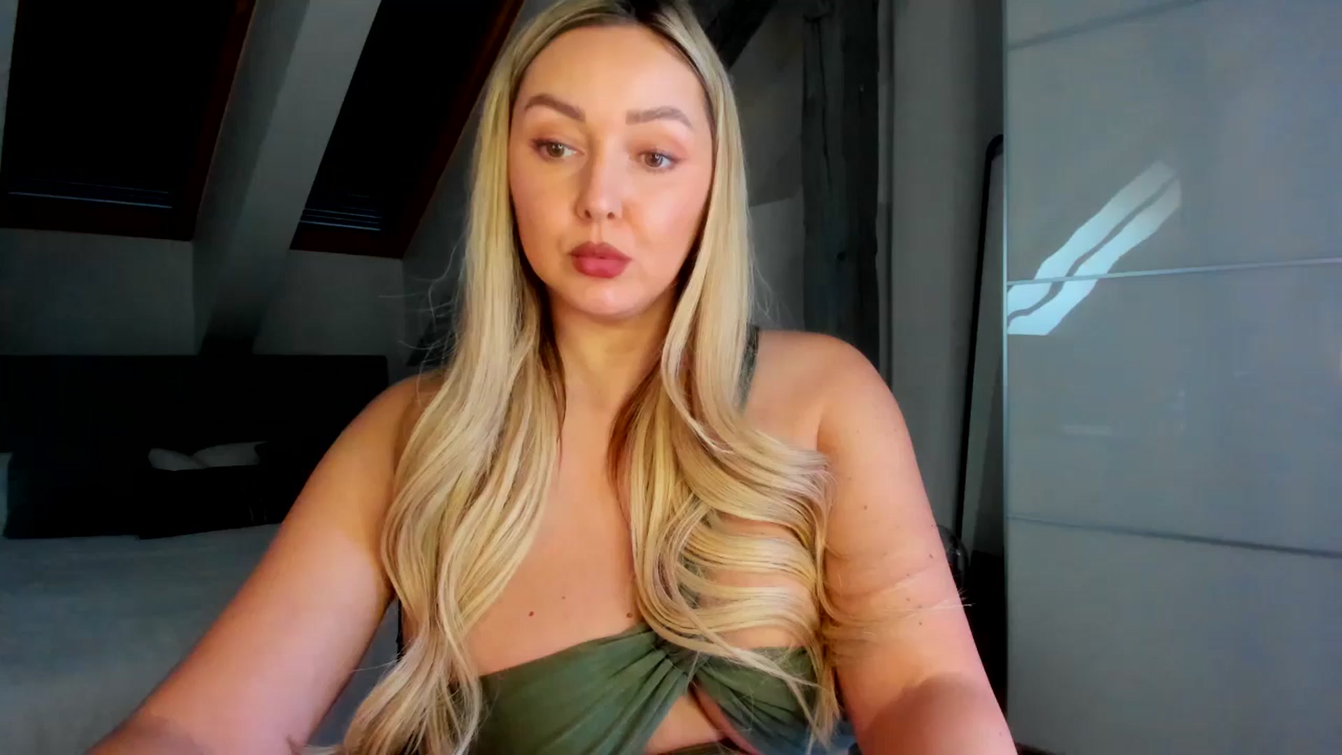 Mi_Ha video thumbnail