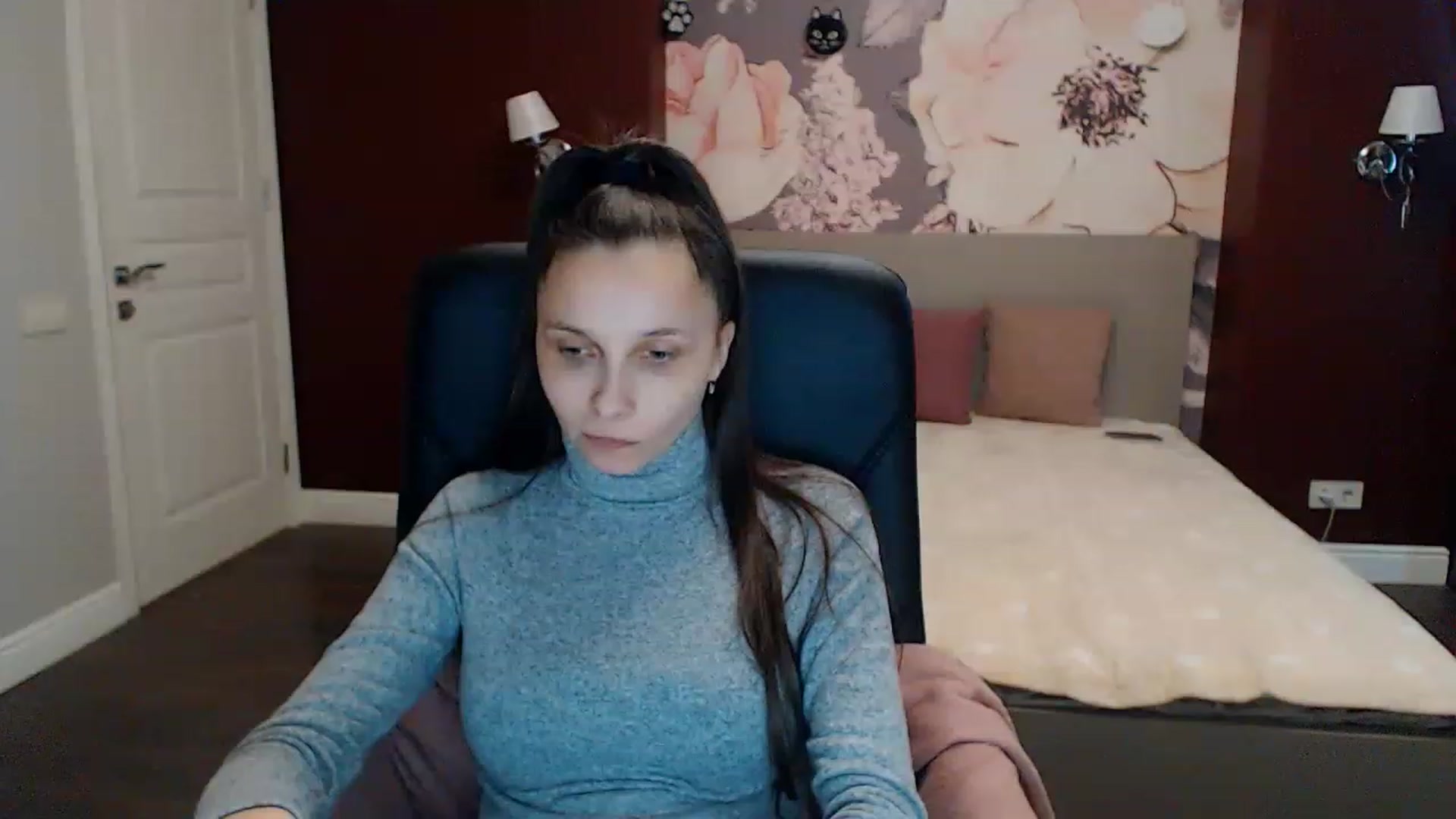 Karina_Mils video thumbnail