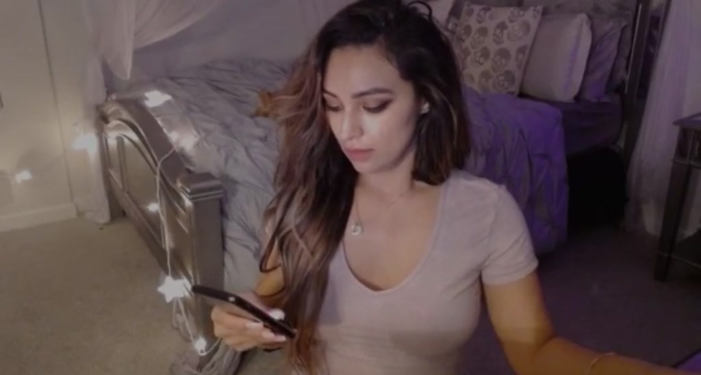 Latina__Queen video thumbnail