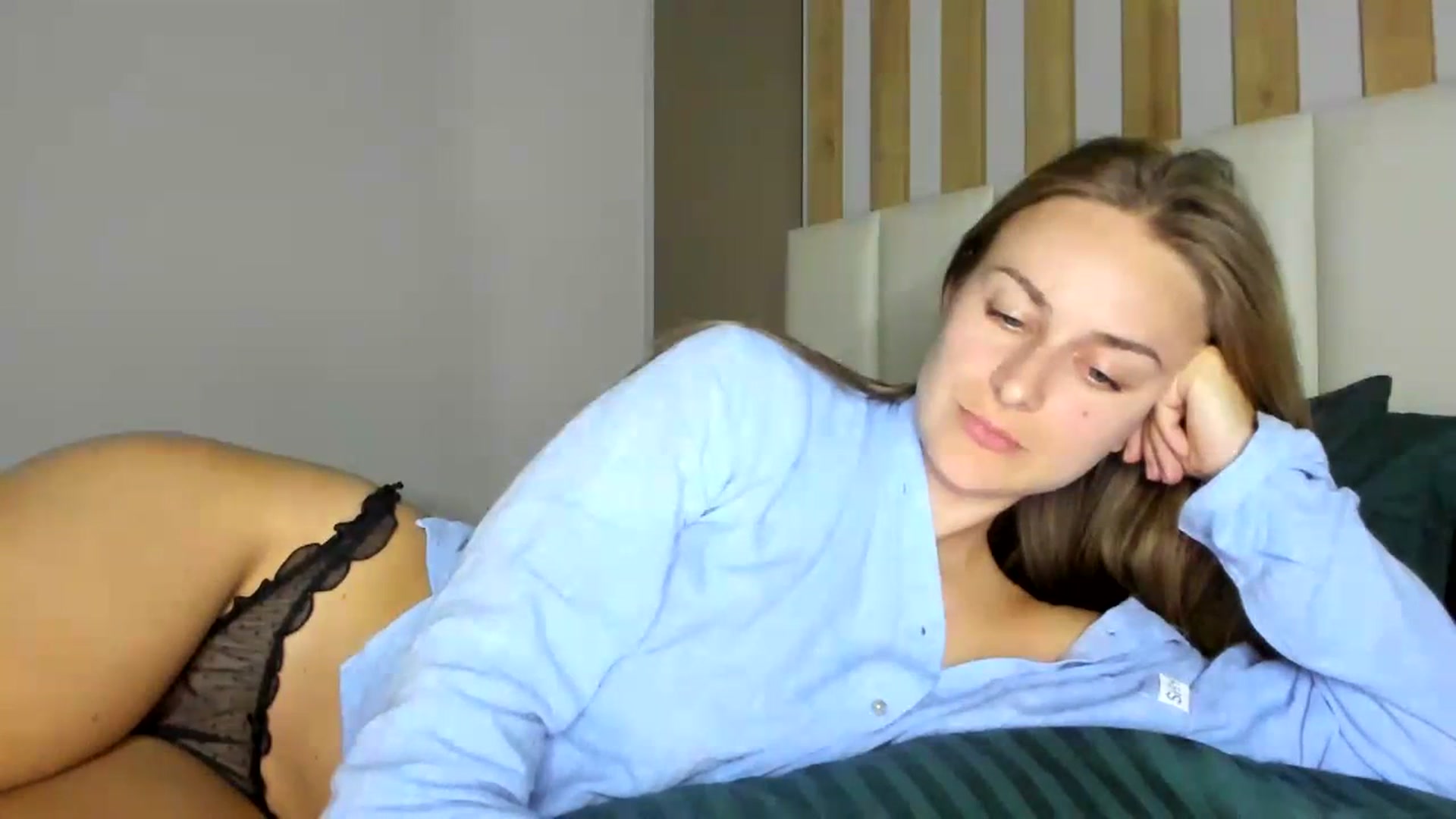 regular_girl video thumbnail