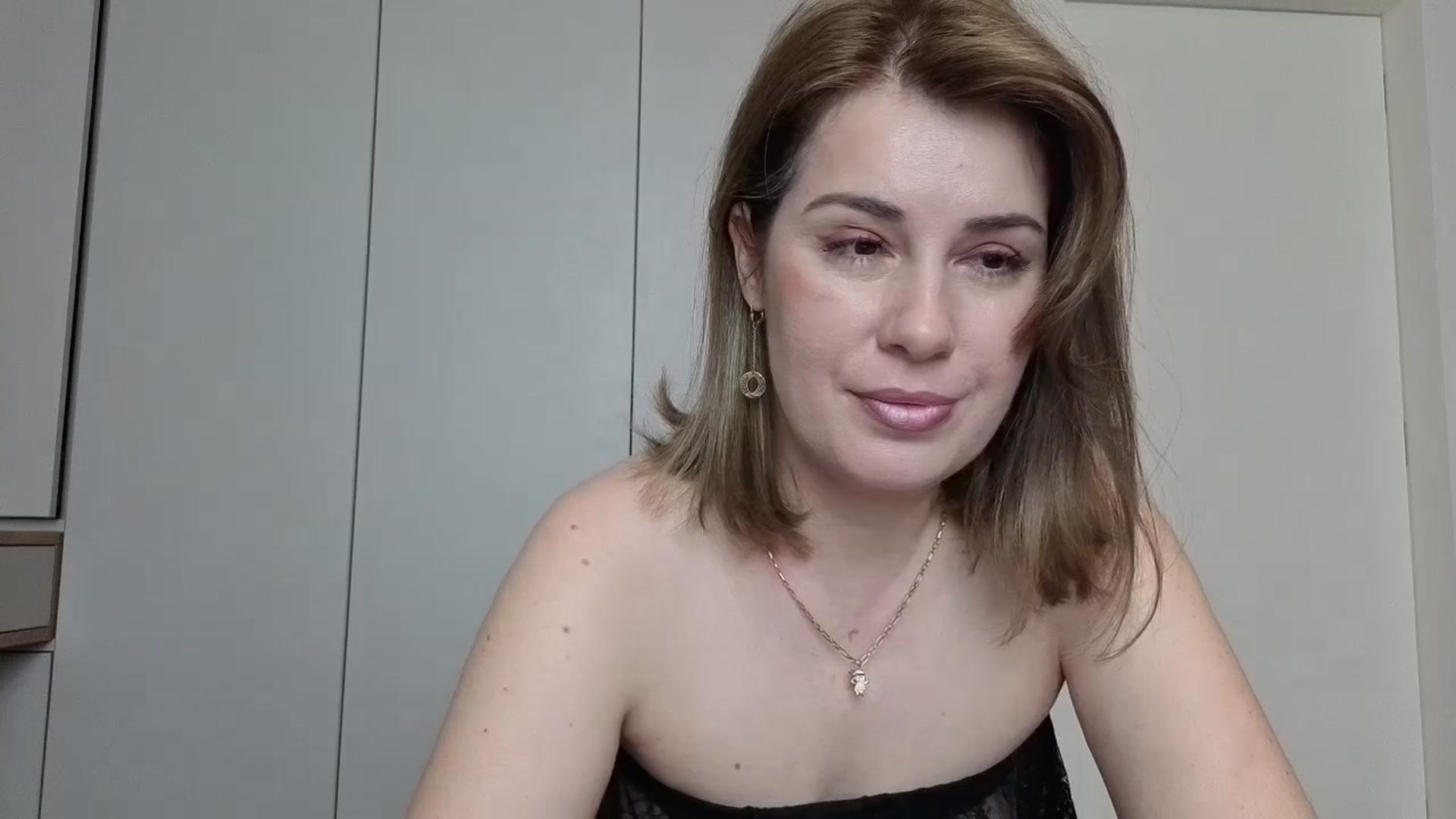 PrettyWomen31 video thumbnail