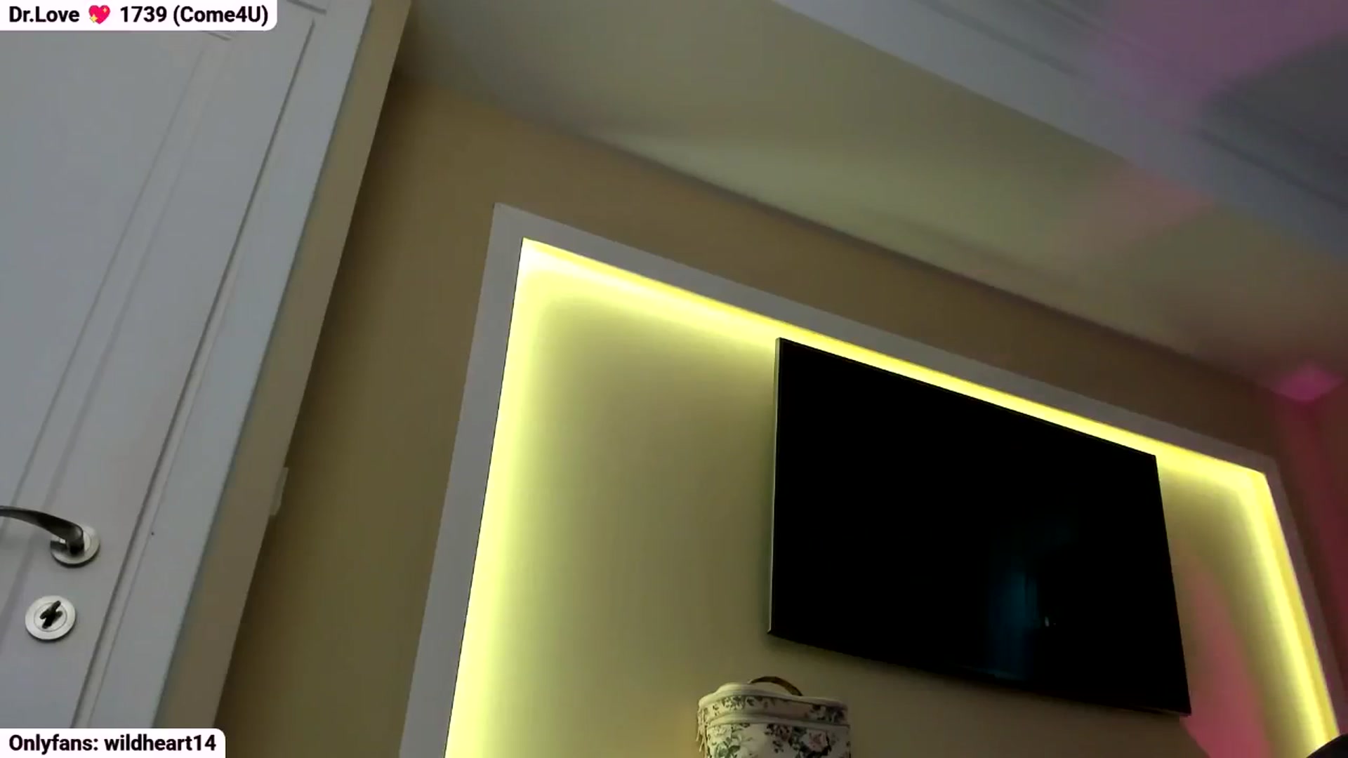 Yveline video thumbnail