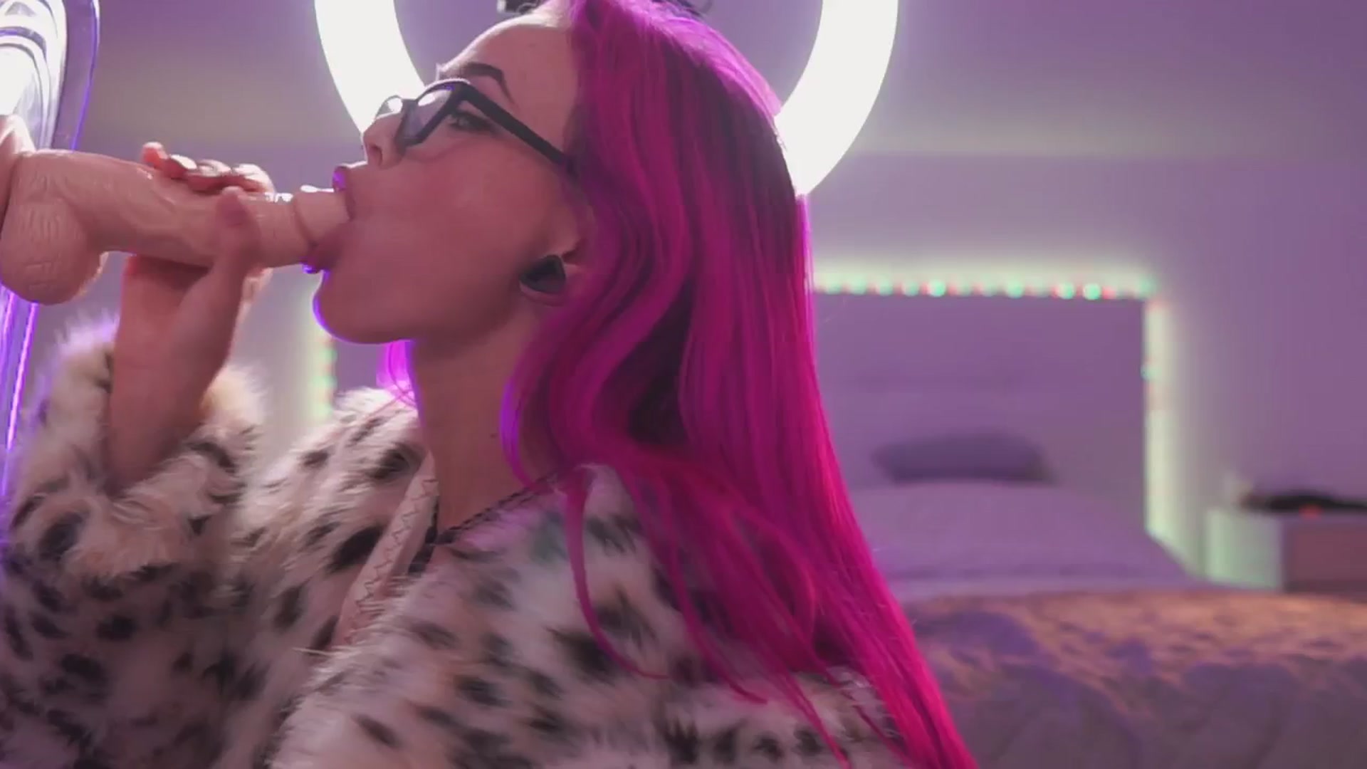 Sarah_Pink video thumbnail