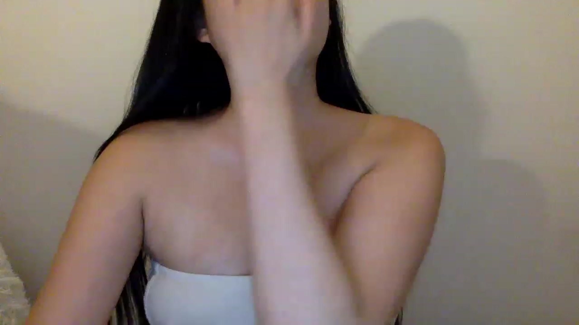 MsAkira video thumbnail