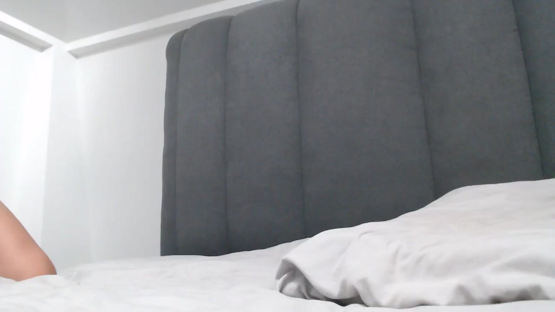 NormalGirl video thumbnail