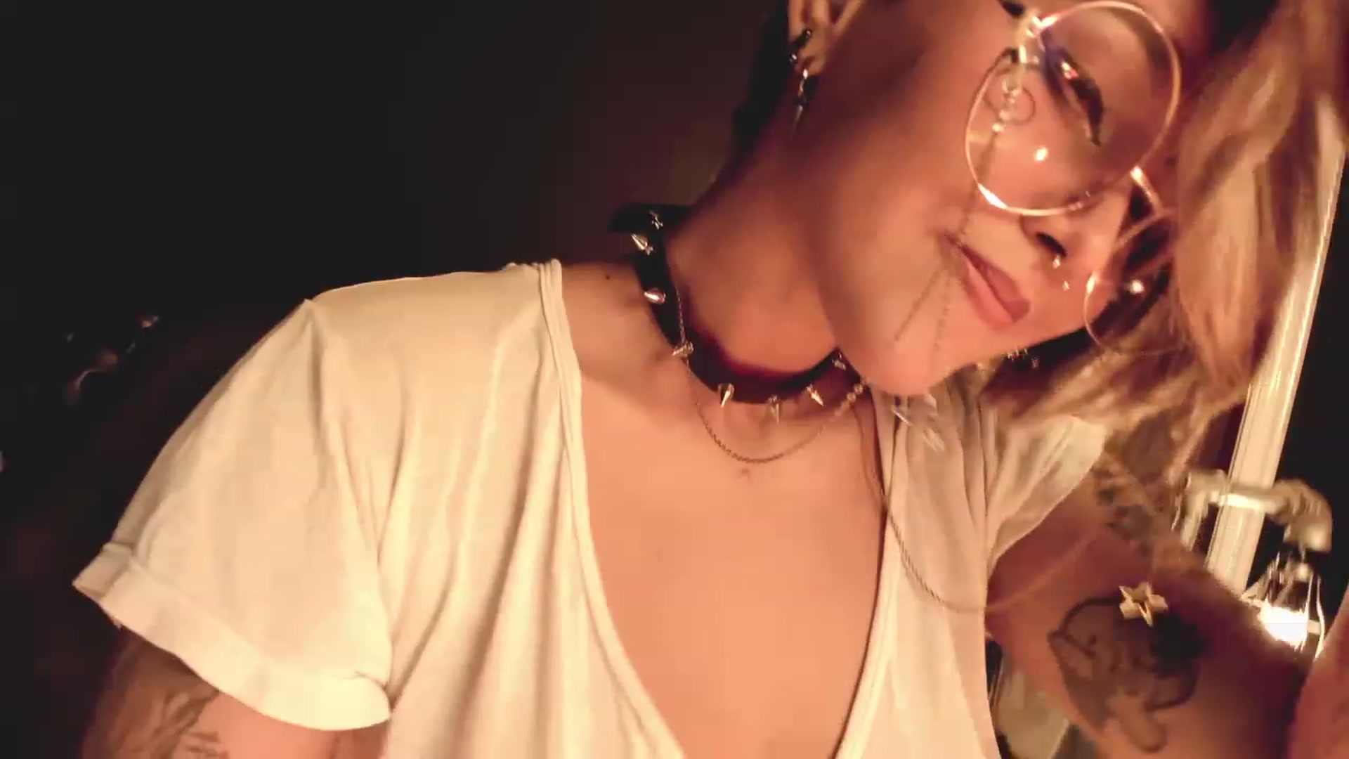 AbraxxysRadio video thumbnail