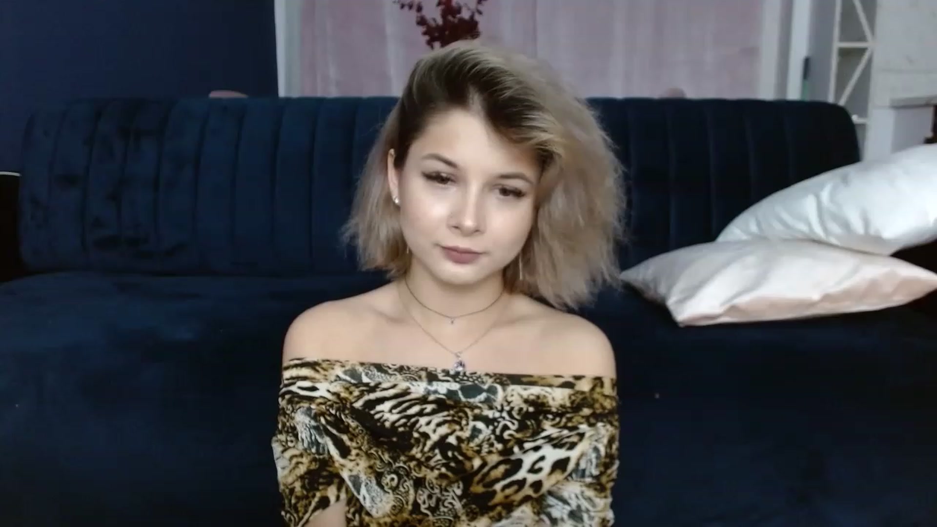 DavinaDevine1 video thumbnail