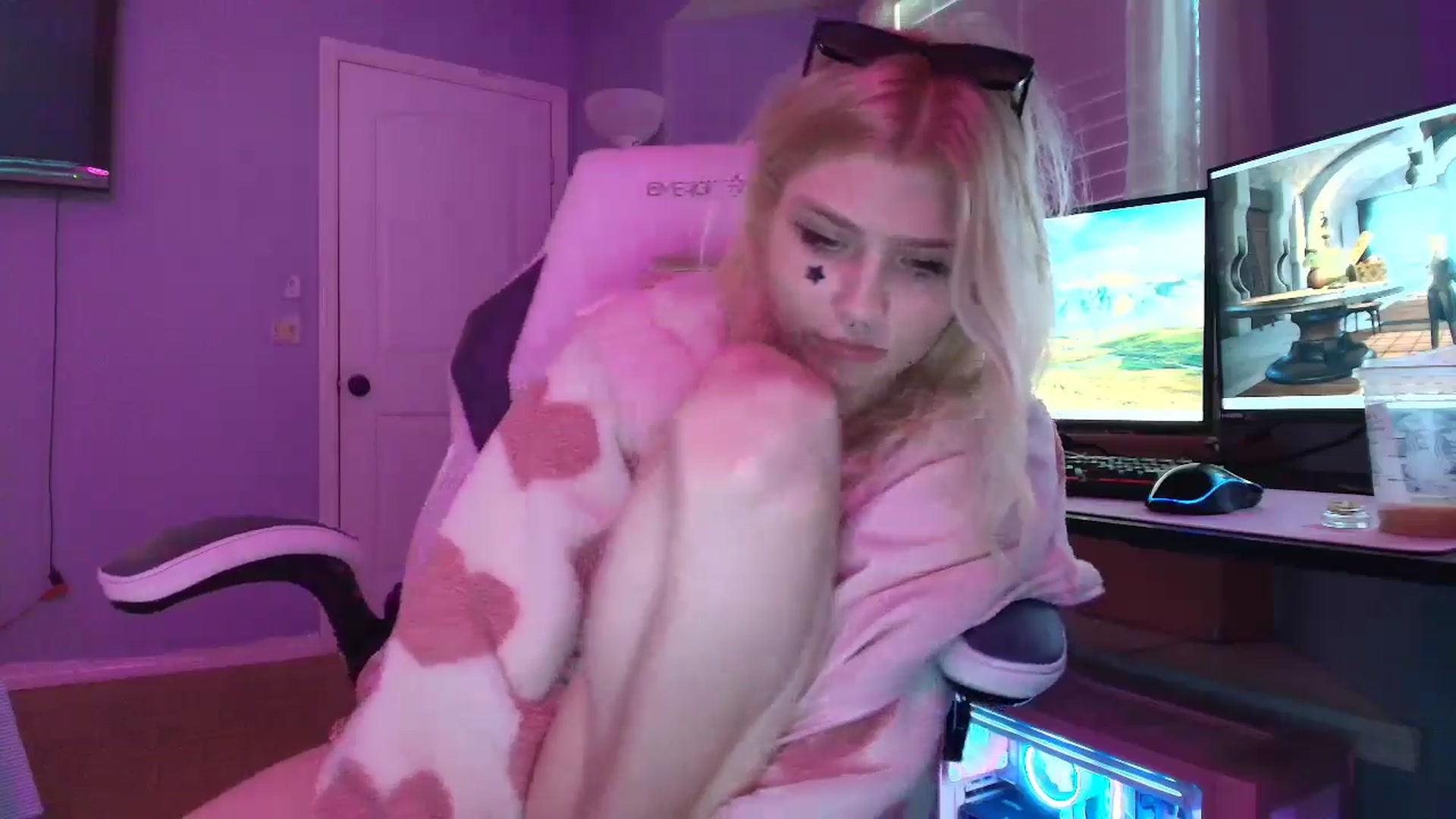 DuckChan0 video thumbnail