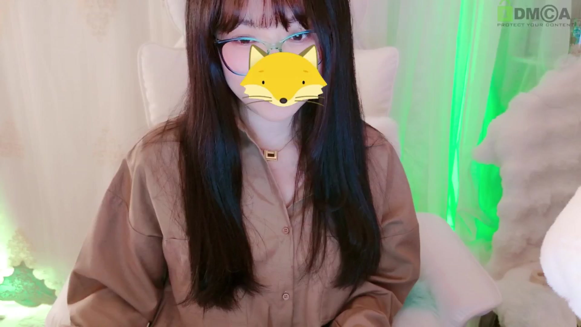 meowtheworld video thumbnail