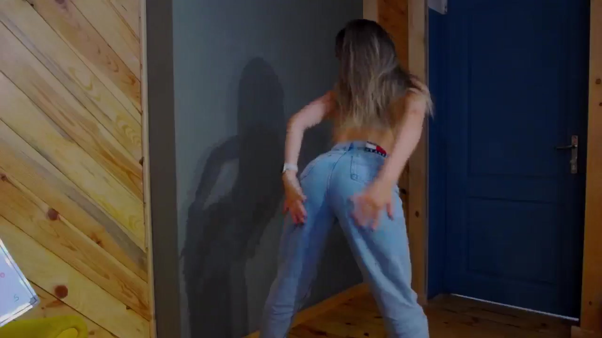 LeslieKat video thumbnail