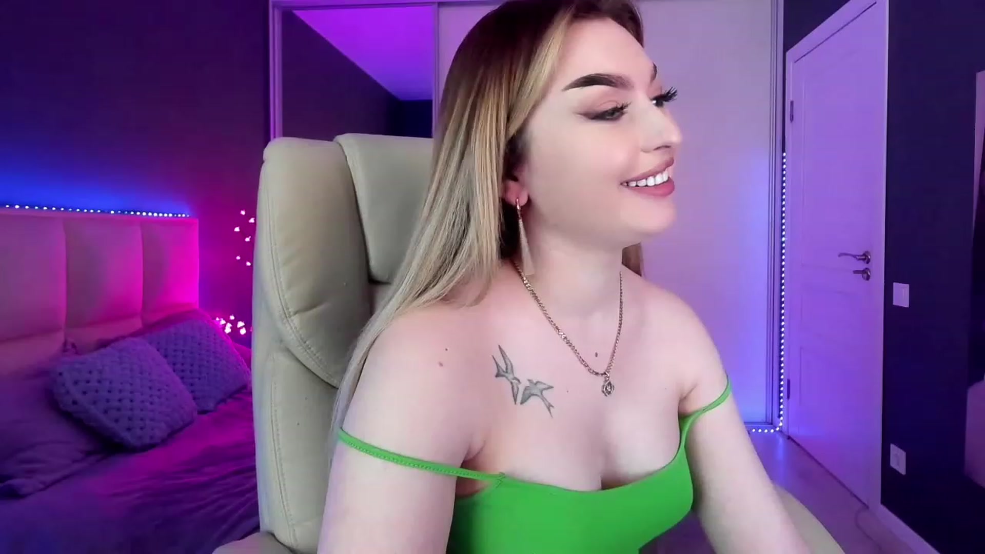 DancingBabyy video thumbnail