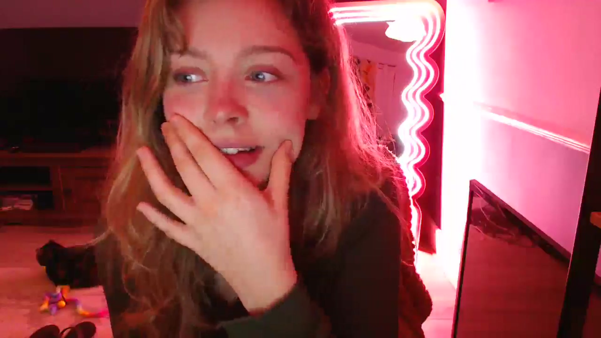 KittyCash3w video thumbnail
