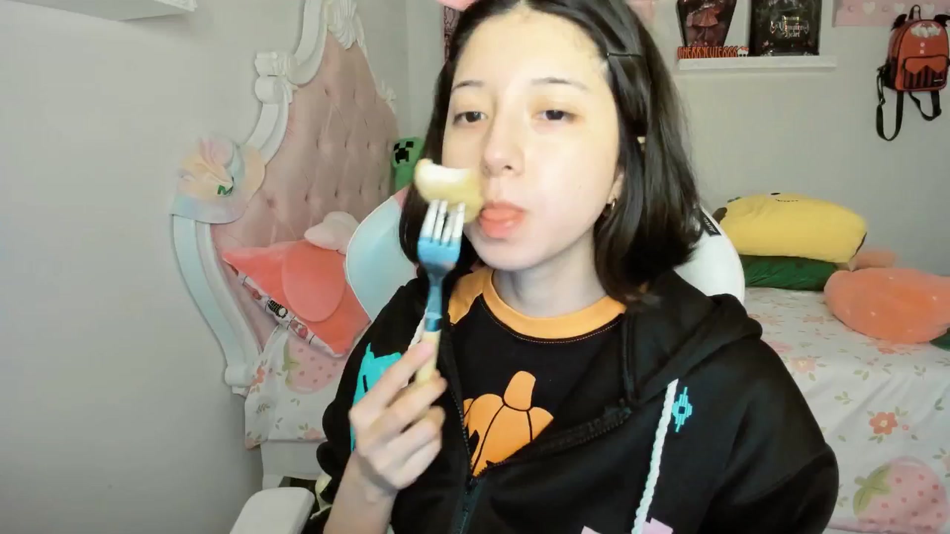 Cherrycute666 video thumbnail