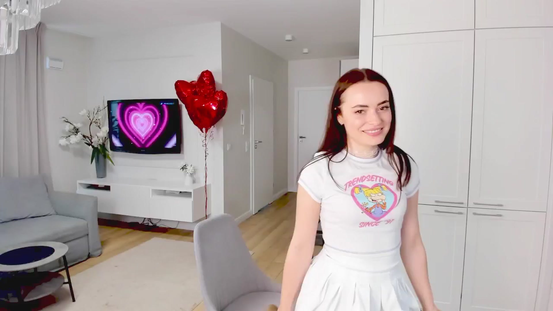 Hellenhottie video thumbnail