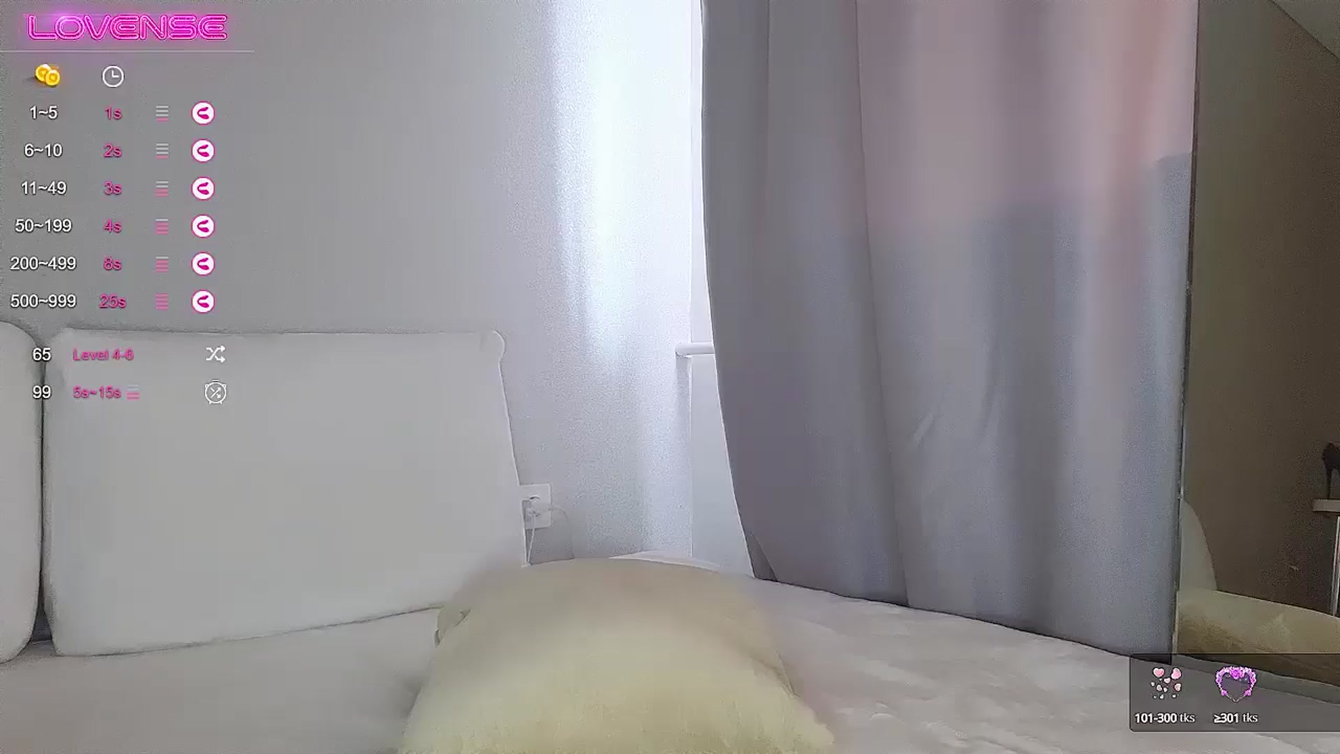 StephanyLuxe video thumbnail