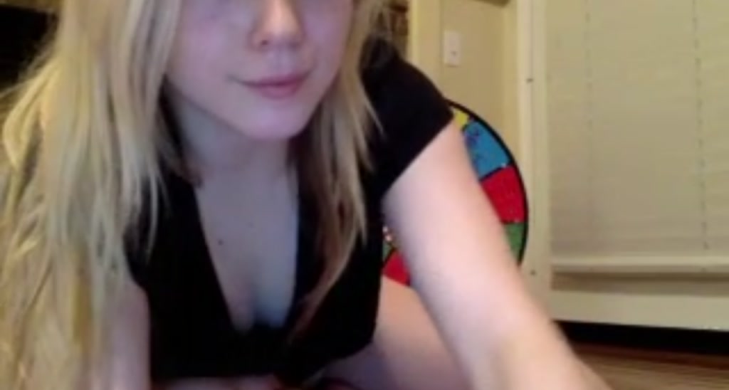 FetishPixie video thumbnail