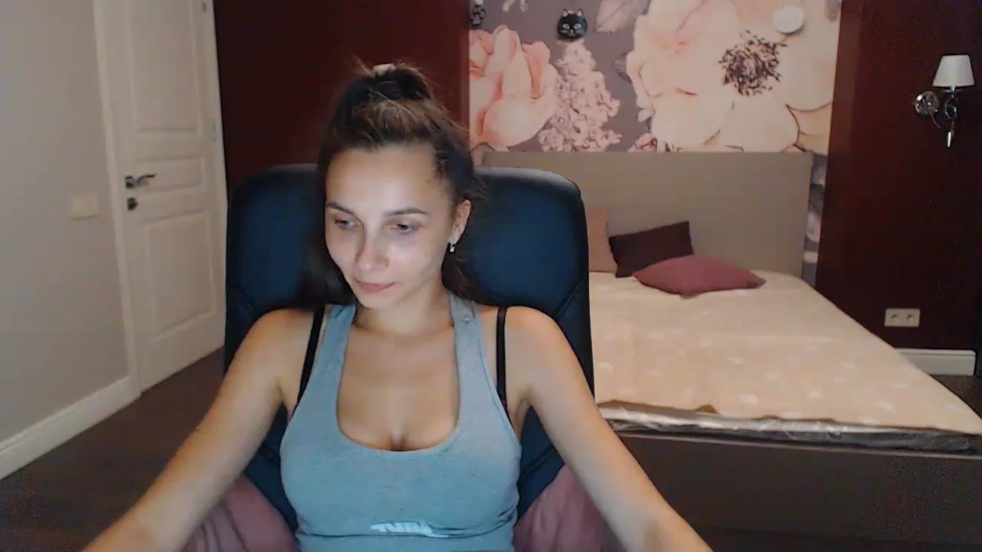Karina_Mils video thumbnail