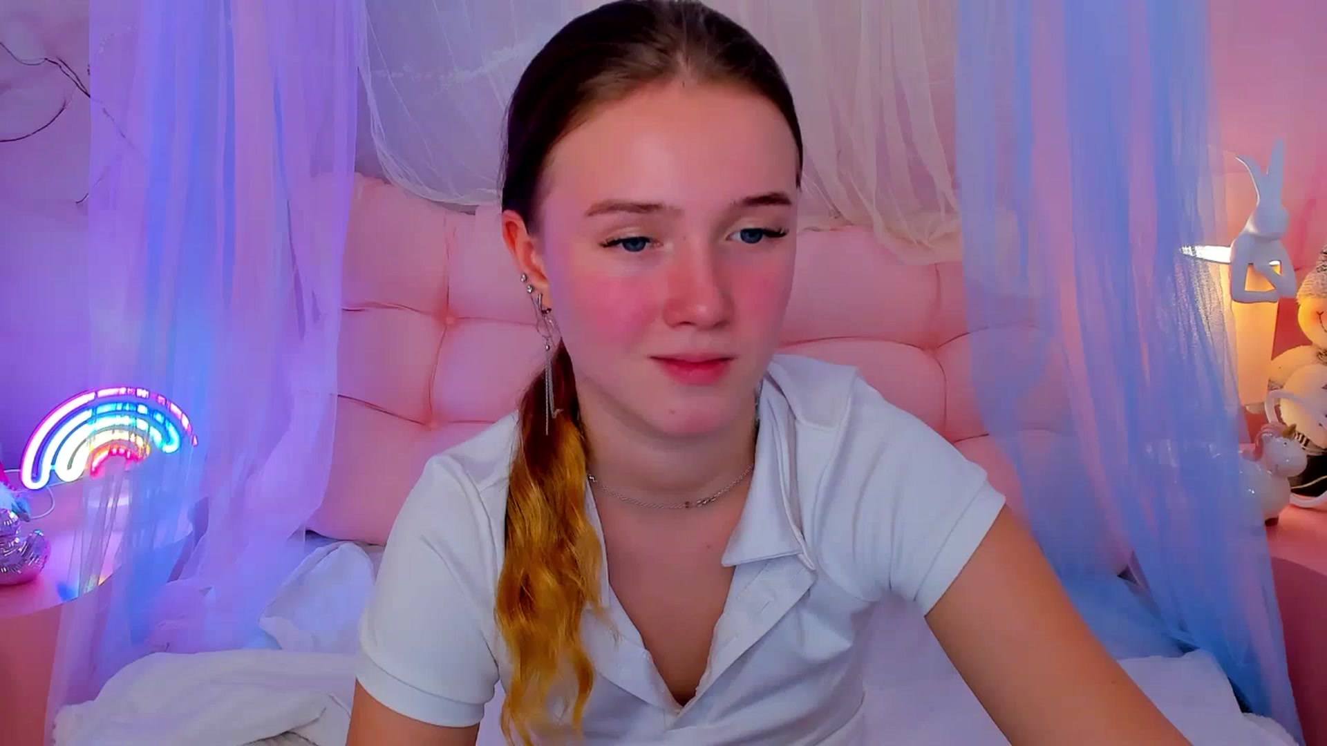 Beatrizz video thumbnail
